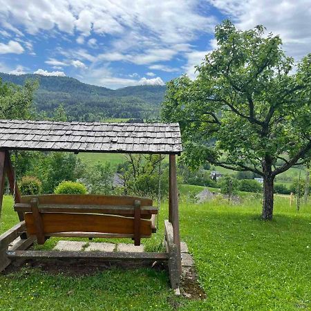 Charmantes Ferienhaus In Bester Lage Keutschach am See Extérieur photo