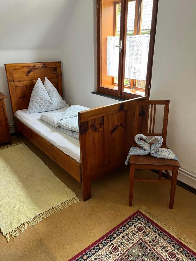 Charmantes Ferienhaus In Bester Lage Keutschach am See Extérieur photo
